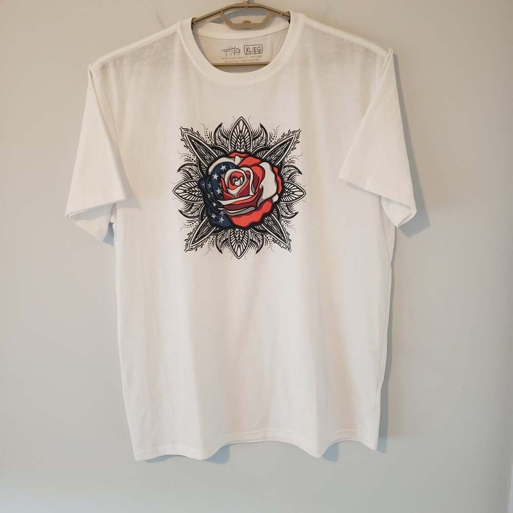 Reel Life T-shirt Men XL White Graphic Print Logo USA Flag Rose Tattoo